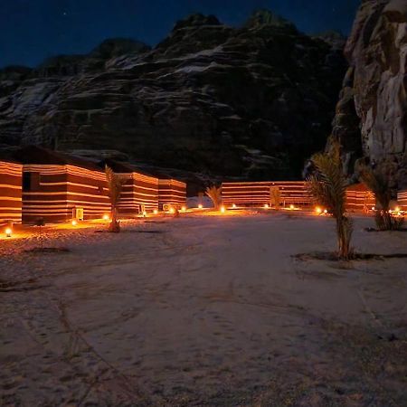 Moon Night Camp Hotel Вади Рум Екстериор снимка