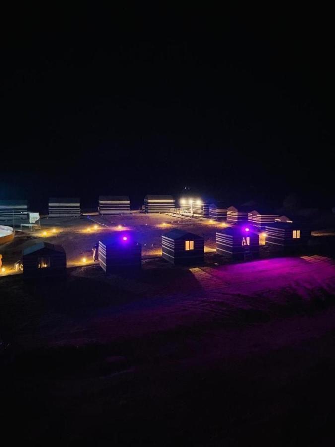 Moon Night Camp Hotel Вади Рум Екстериор снимка