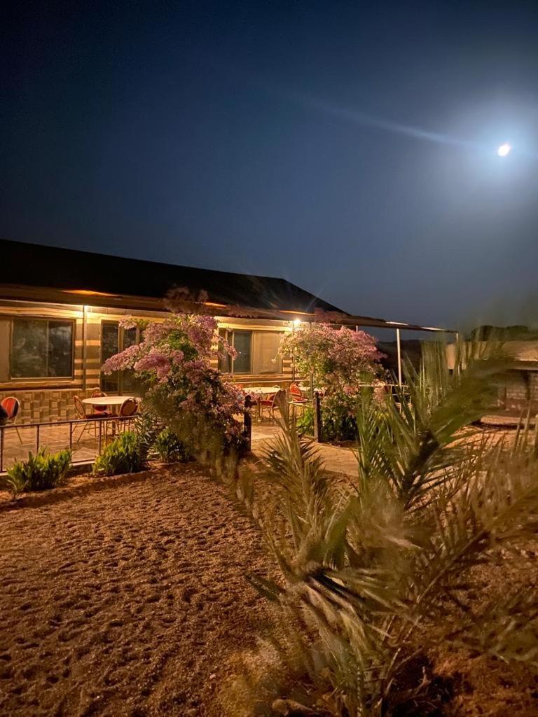 Moon Night Camp Hotel Вади Рум Екстериор снимка